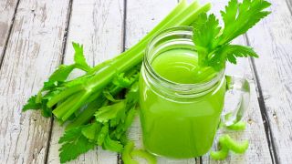 7 remèdes naturels contre les crampes et les tremblements - céleri