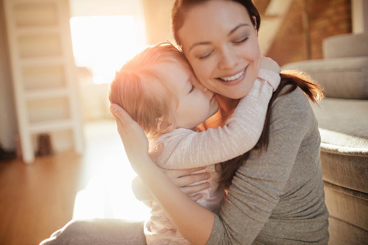 mère aime les enfants