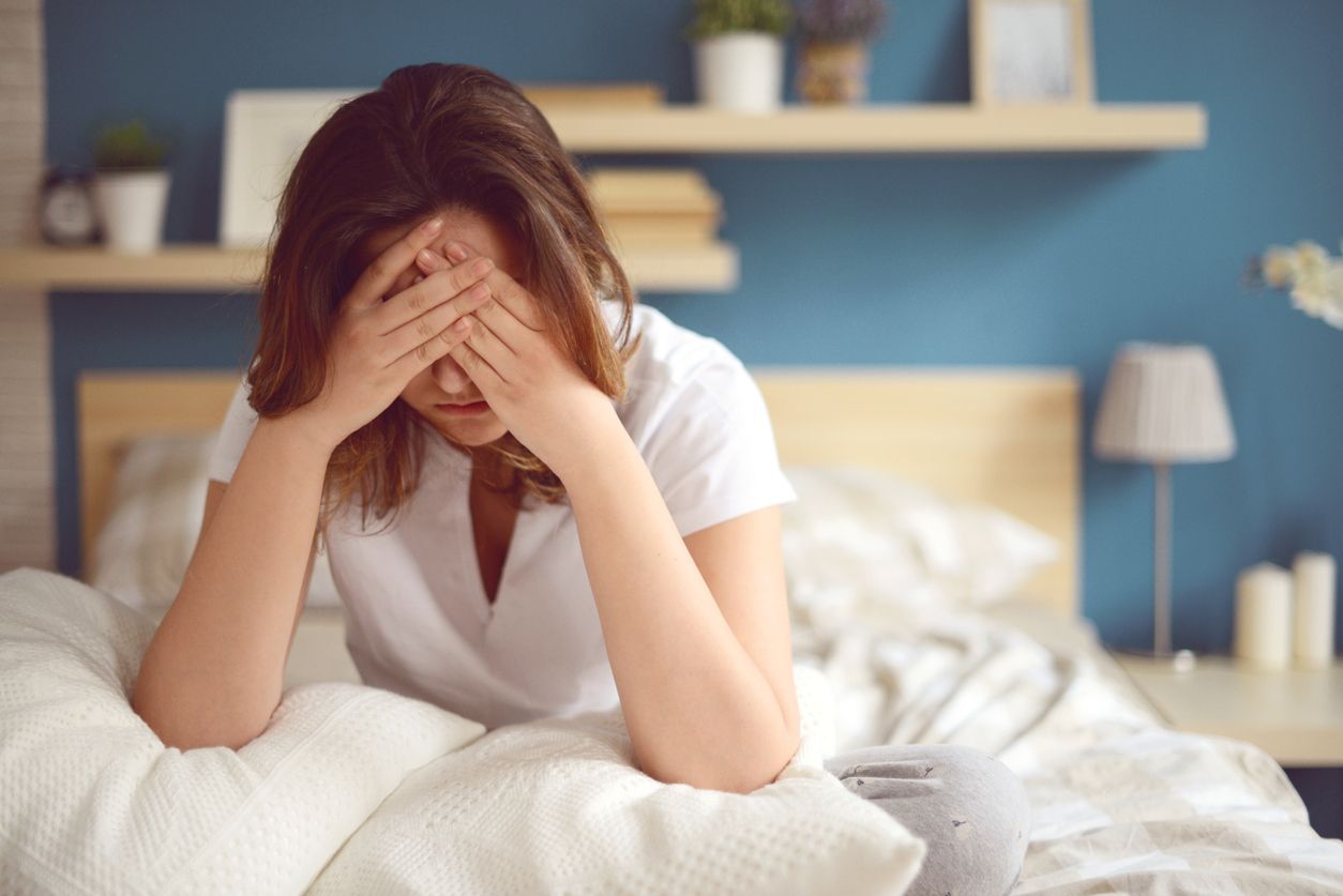 Les maux de tête, l'insomnie et la fatigue permanente font partie des symptômes de stress les plus courants. 