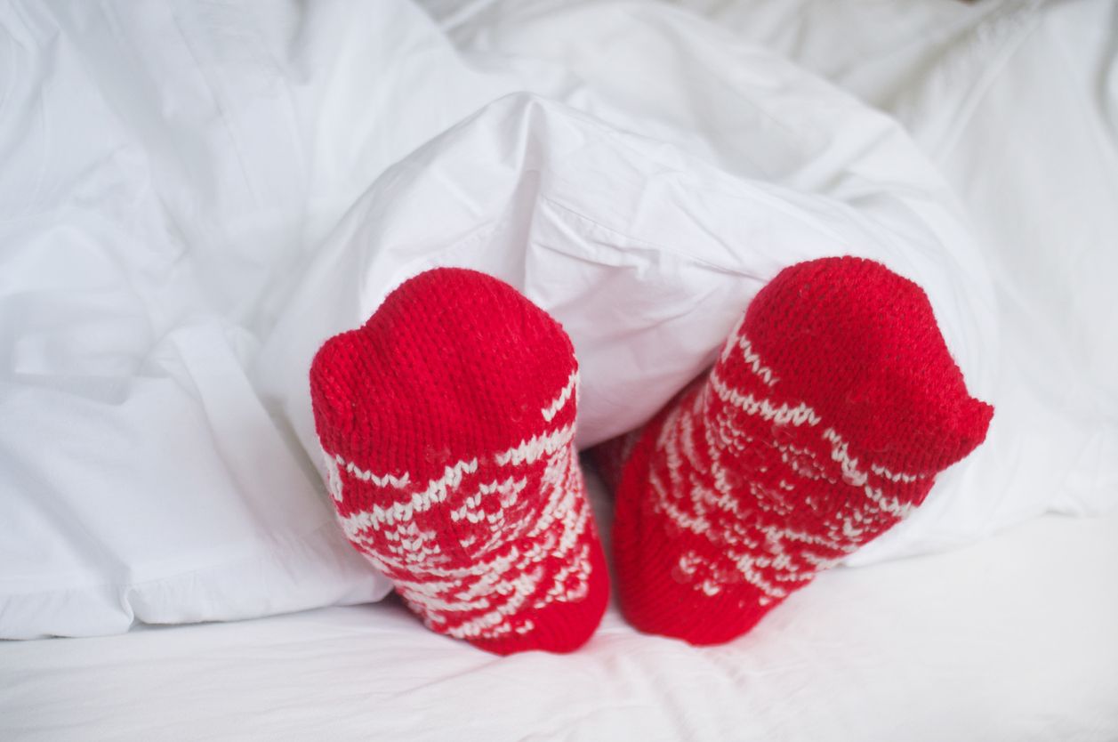 Dormir avec des chaussettes, oui ou non?