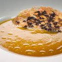 Recette de crème de carottes et curcuma avec biscuit croquant