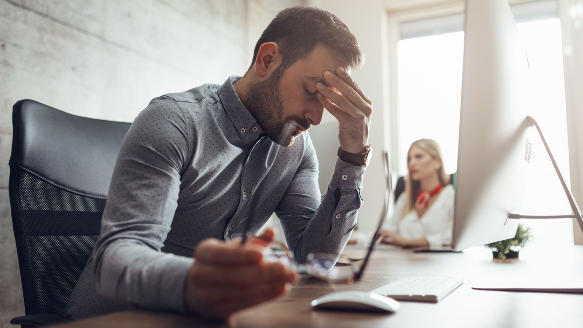 Ne pas dormir au moins 7 à 8 heures par jour augmente l'anxiété et le stress.
