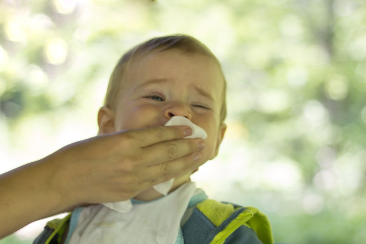 Vomissements chez les enfants et les bébés